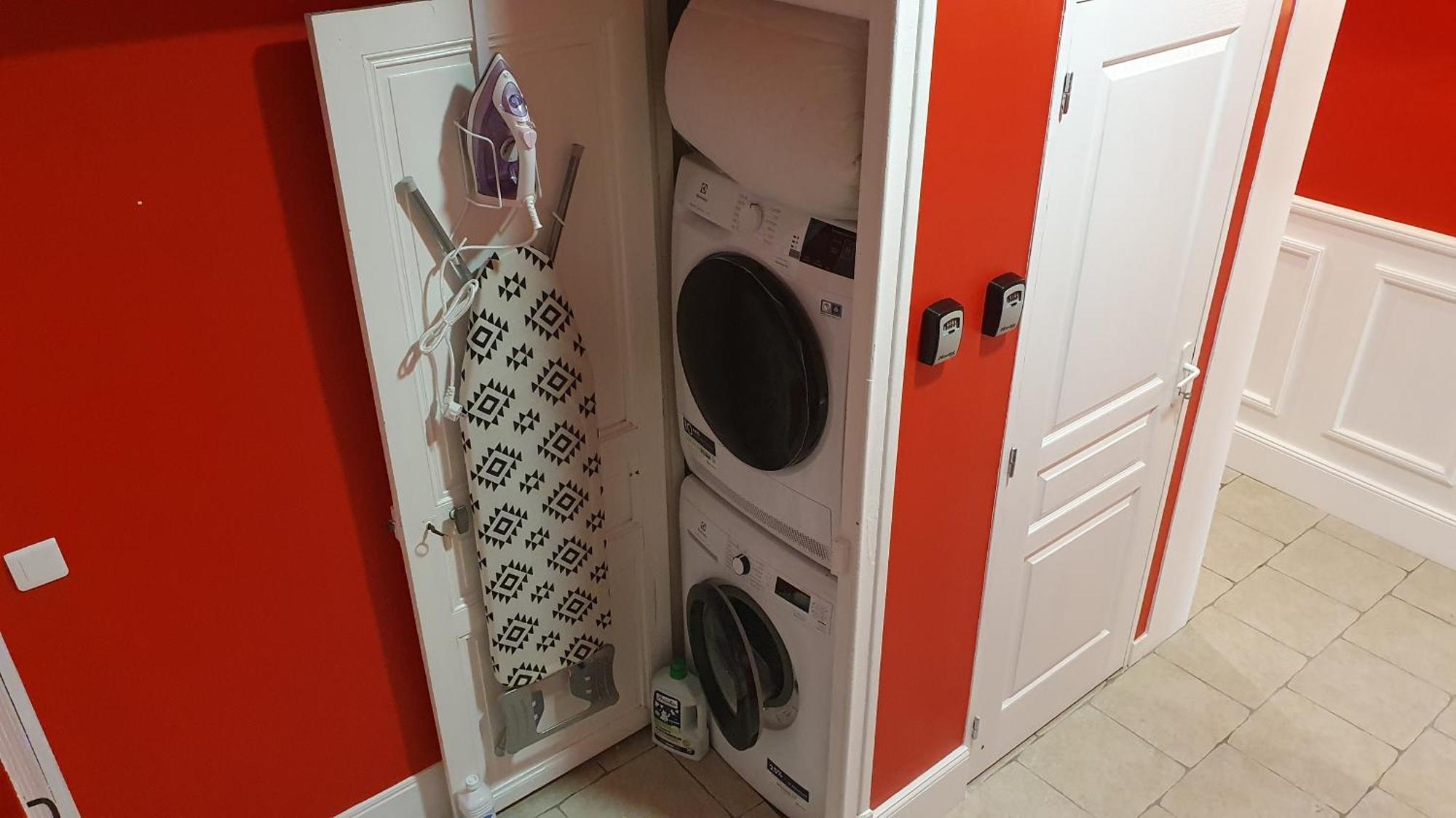 Halte - Illinois Apartment *